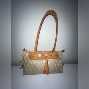 Dooney & Bourke Purse